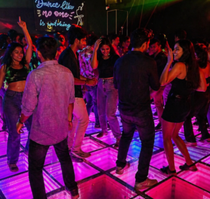Viral Dance Trends at Clubs in Pondicherry